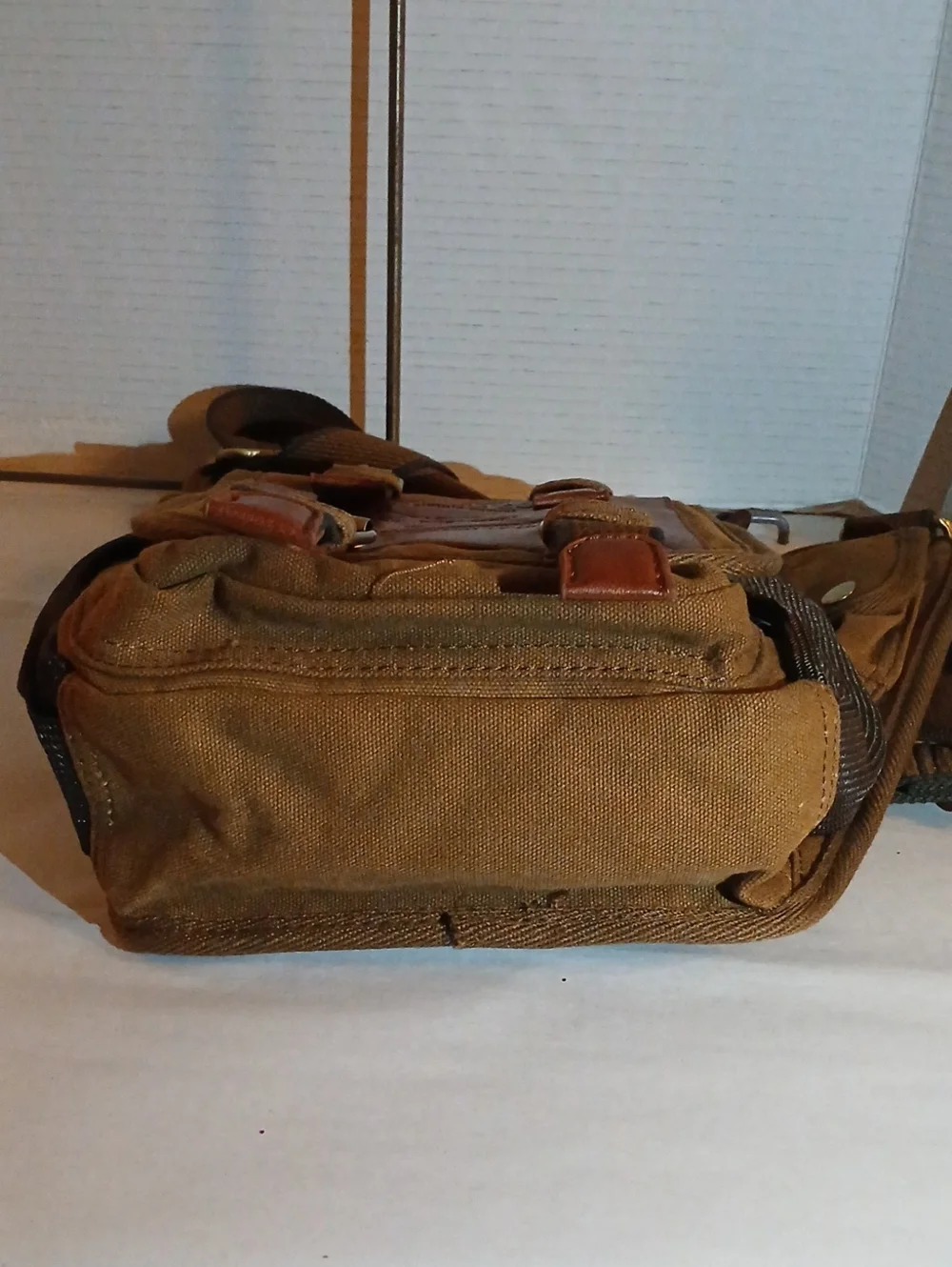 Kaukko Men's Brown Canvas Messenger Bag